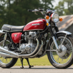 découvrez tout sur la honda 750 cb four, une moto emblématique aux caractéristiques uniques alliant performance, design classique et technologie fiable.